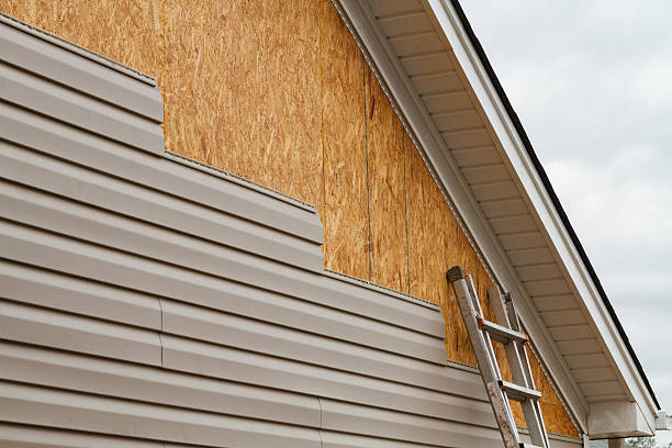Professional Fiber Cement Siding technician working in Brecksville, OH